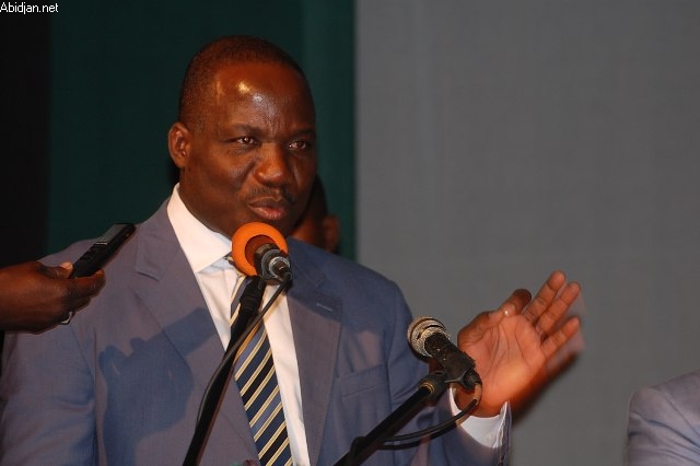 Par la faute du ministre Désiré Tagro : Plus de 12 000 policiers menacés d’expulsion